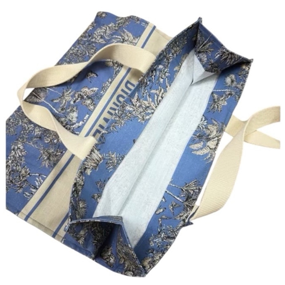 Christian Dior Diorriviera Blue & Cream Tote Bag NIP Dior Beauty Item - Picture 6 of 8